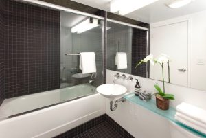 855 Folsom 311 2 Bath